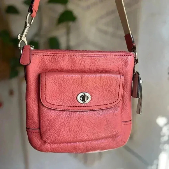 Coach Pink Pebbled Leather Crossbody Bag with Turnlock Pocket - Picture 11 of 11